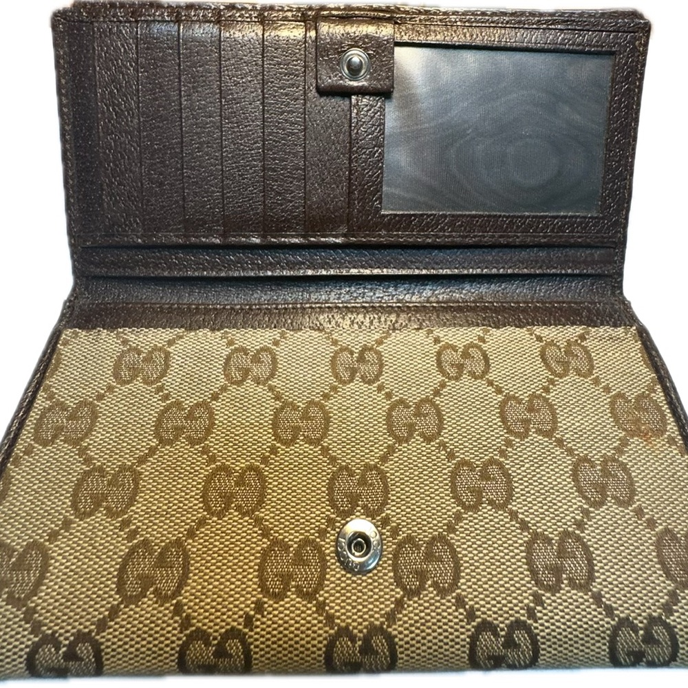 Gucci Tan and Brown Vintage Wallet - Picture 10 of 16